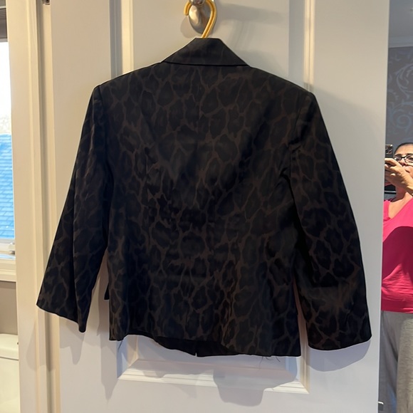 Jacket - Picture 2 of 4